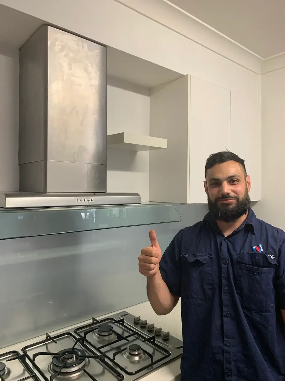 Rangehood - Rh10 - with Technician