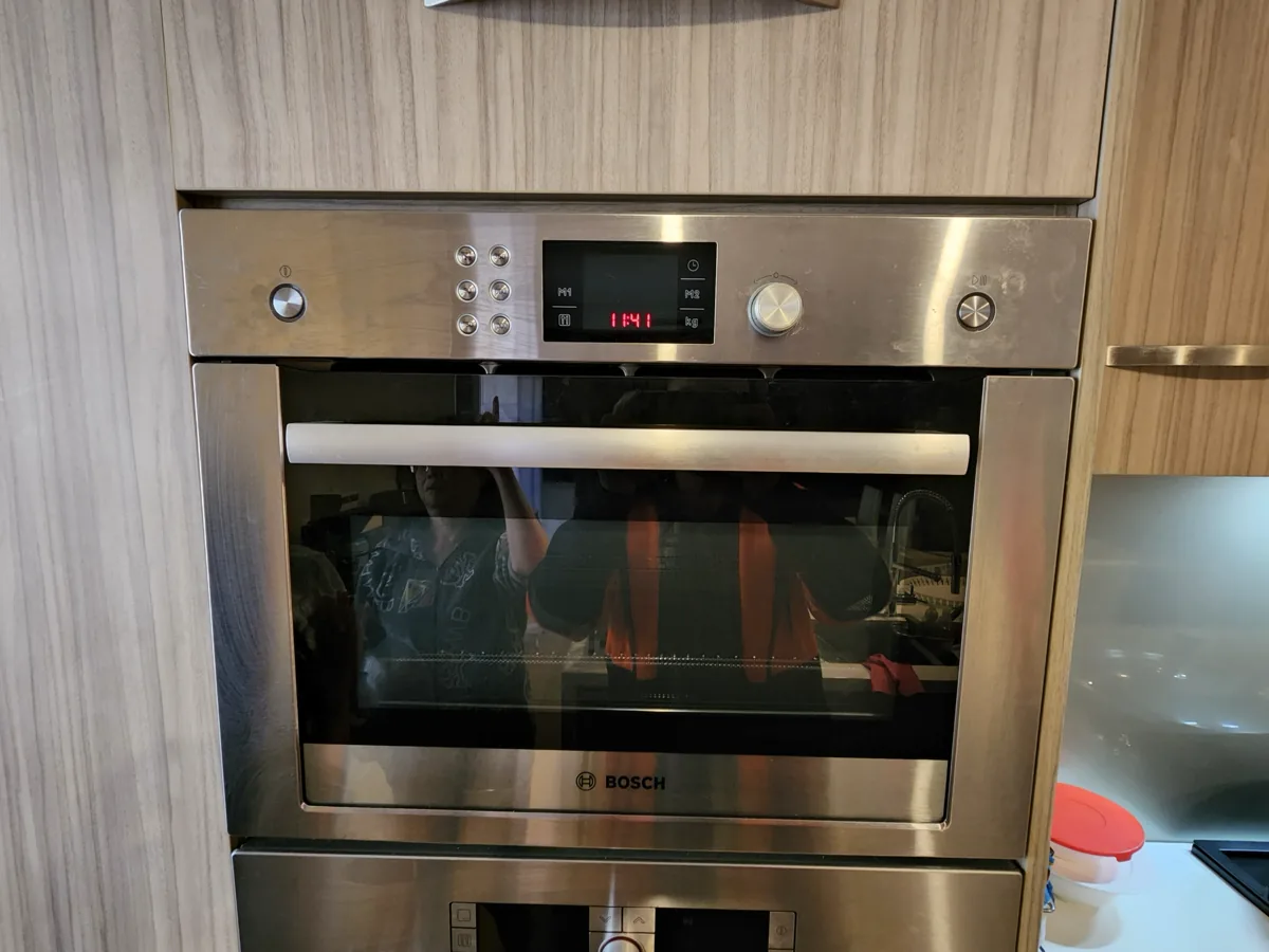 Bosch oven in a NAR’s client home.